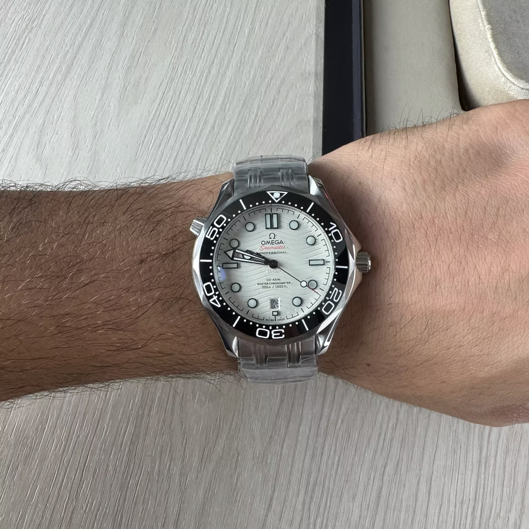 OMEGA SEAMASTER DIVER BRANCO 42MM