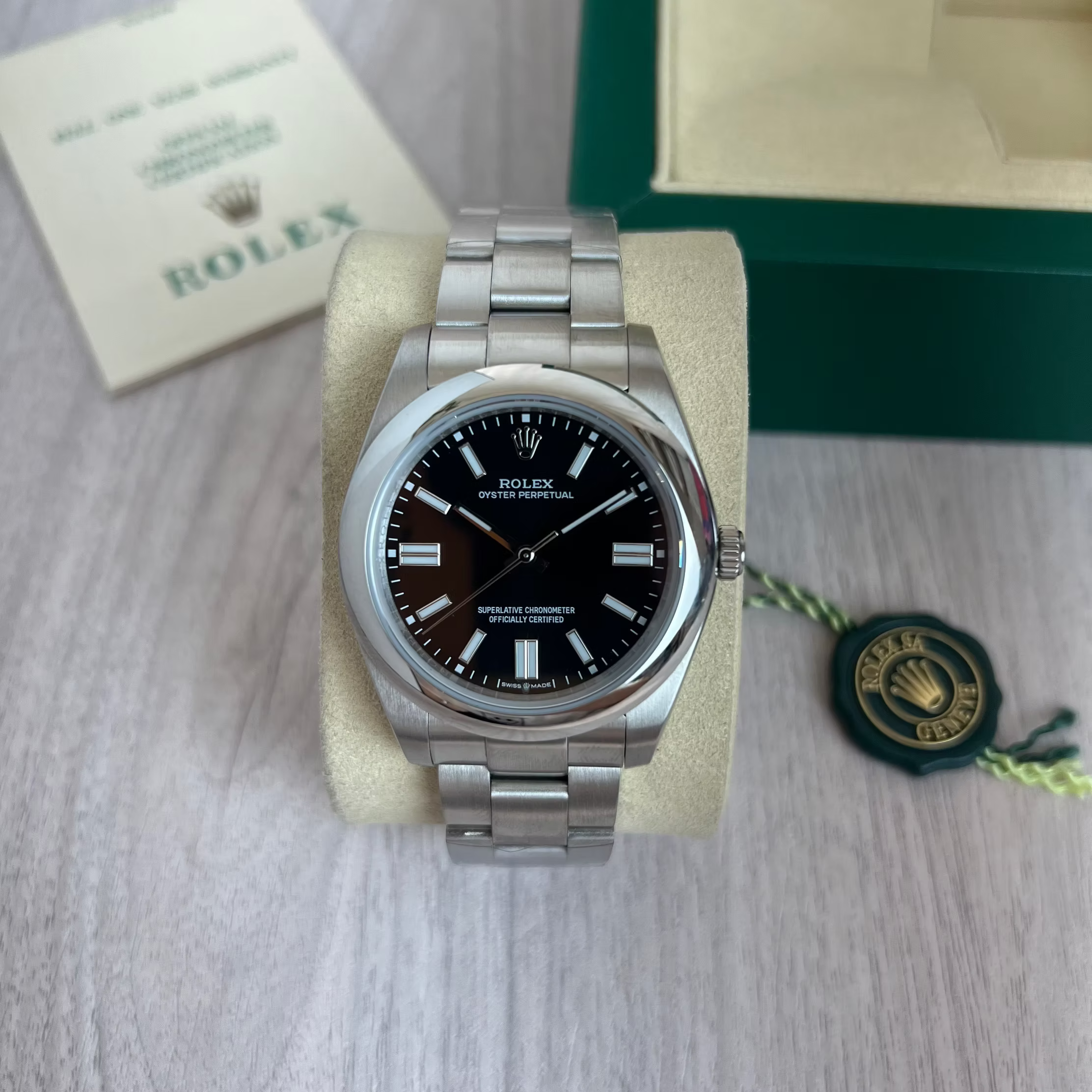 ROLEX OYSTER PERPETUAL PRATA PRETO 41MM