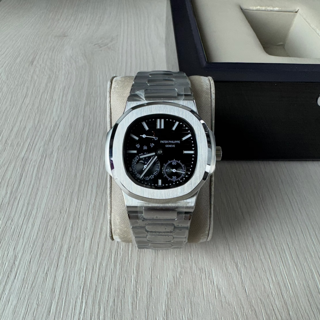 PATEK PHILIPPE NAUTILUS PRETO 40MM