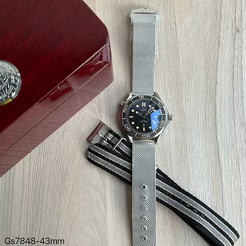 OMEGA SEAMASTER DIVER 300M 43MM