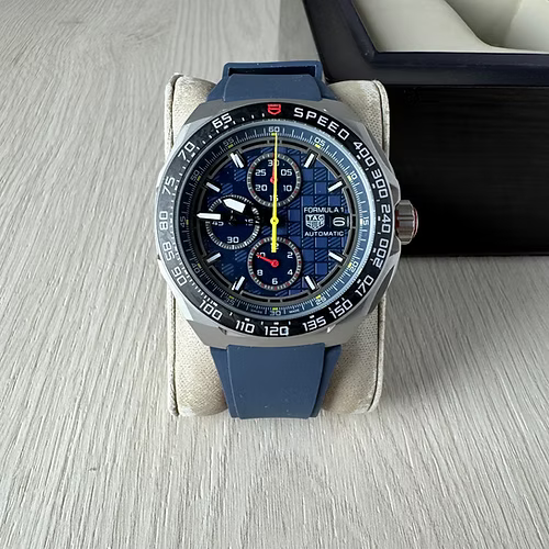 TAG HEUER F1 FORMULA 1 ORACLE RED BULL CINZA AZUL 43MM