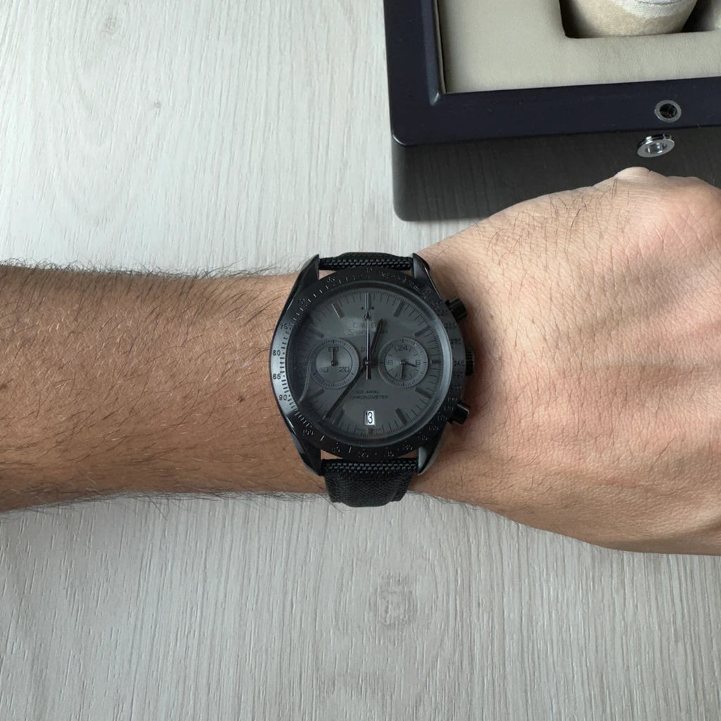 OMEGA SPEEDMASTER PRETO NYLON 44MM