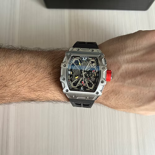 RICHARD MILLE PRATA VERMELHO 47MM
