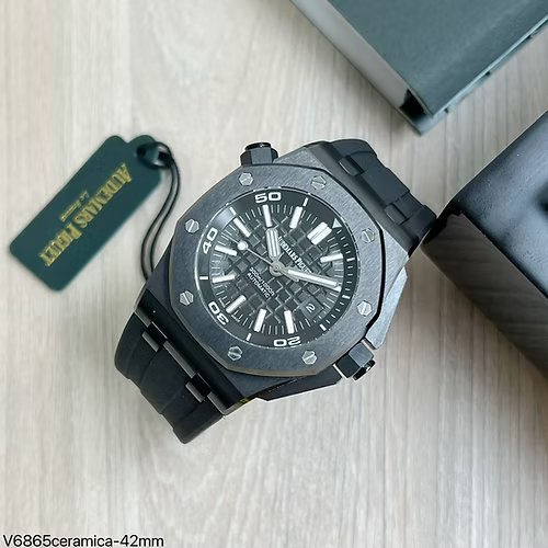 AUDEMARS PIGUET ROYAL OAK OFFSHORE DIVER PRETO 42MM