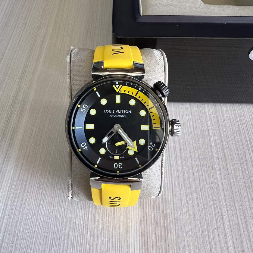 LOUIS VUITTON TAMBOUR PRATA AMARELO BORRACHA 41MM