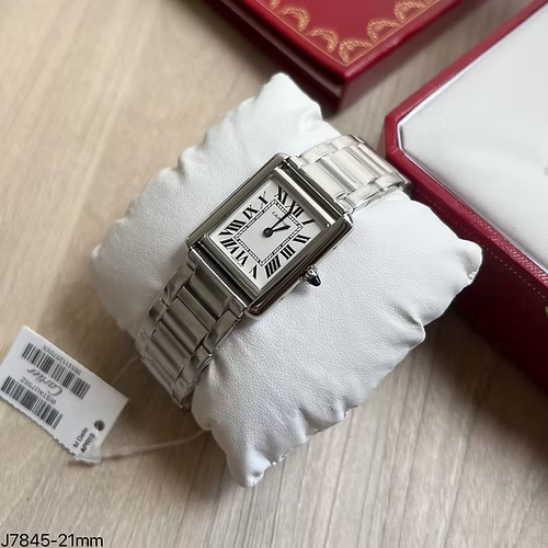 CARTIER TANK SOLO PRATA 21MM FEMININO