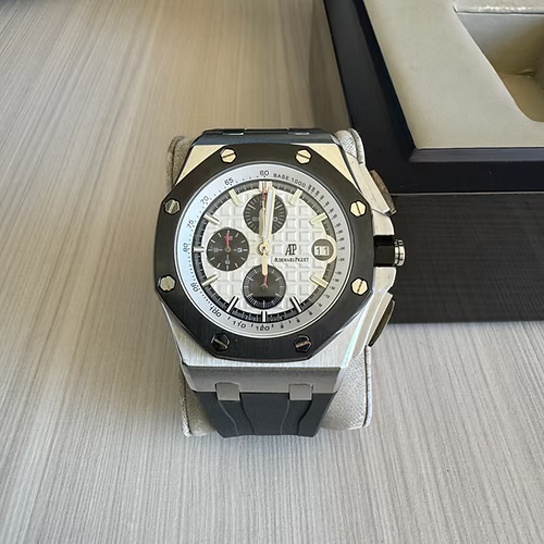AUDEMARS PIGUET ROYAL OAK OFFSHORE PRATA BRANCO 43MM