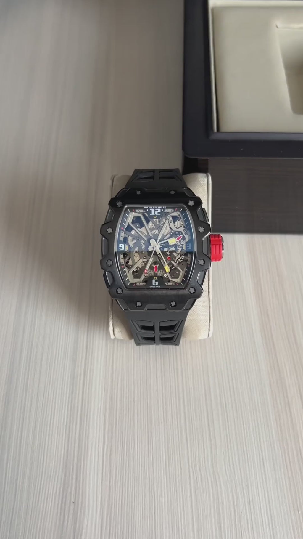 RICHARD MILLE PRETO VERMELHO 47MM