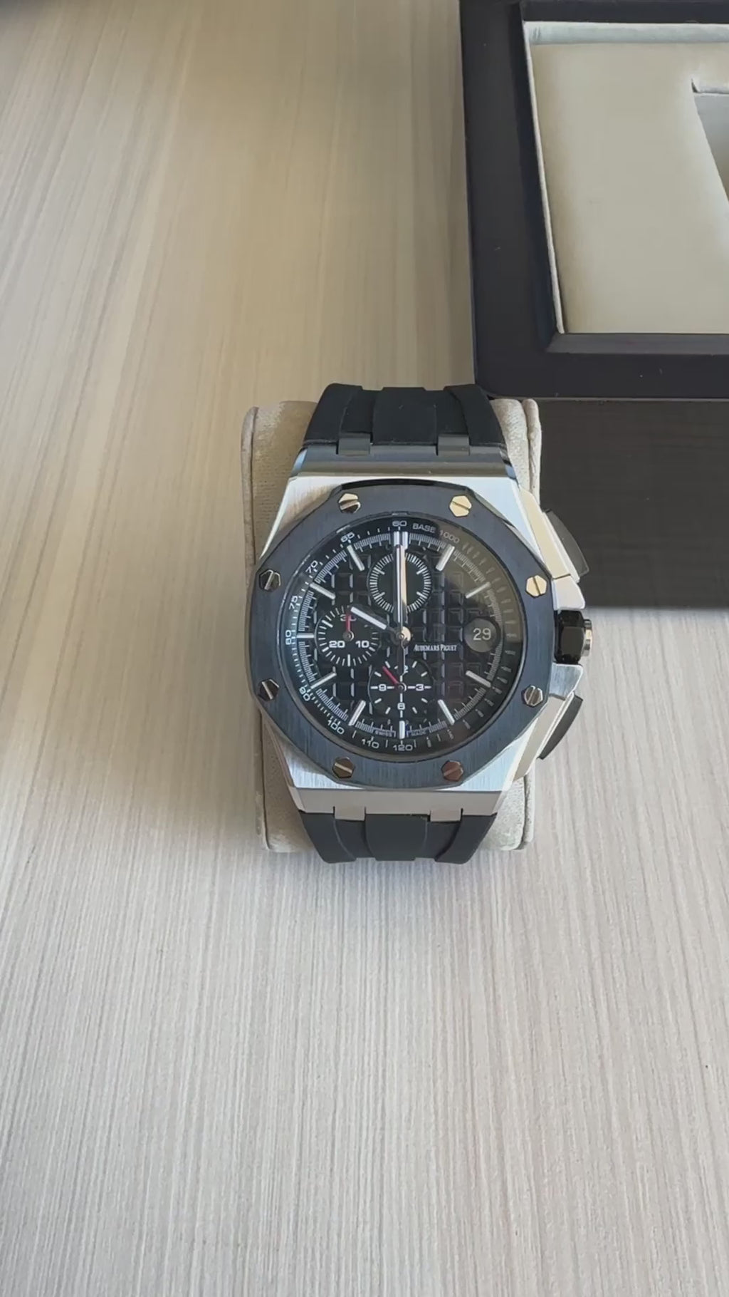 AUDEMARS PIGUET ROYAL OAK OFFSHORE PRATA PRETO 43MM